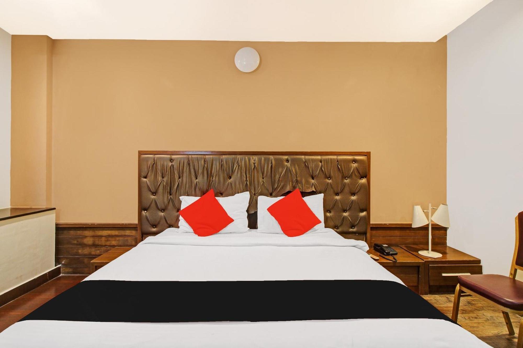Collection O 82357 Hotel Surabhi Pride Trimulgherry Exteriér fotografie